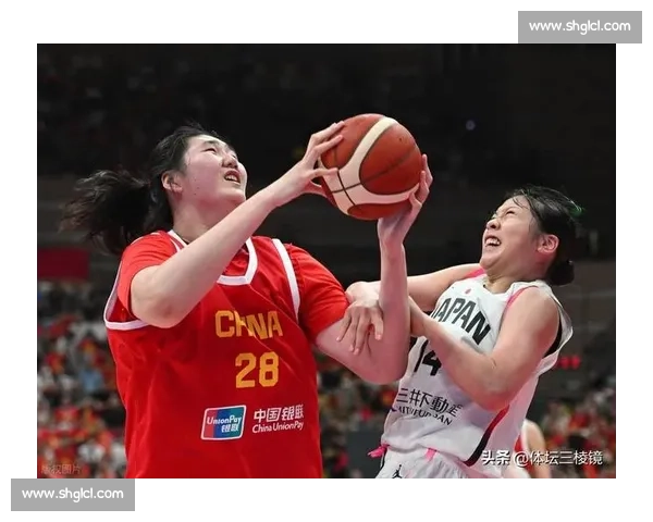 上海女篮逆袭精彩,强势连胜展现实力,季后赛之路逐步铺开 上海女篮逆袭精彩,强势连胜展现实力,季后赛之路逐步铺开